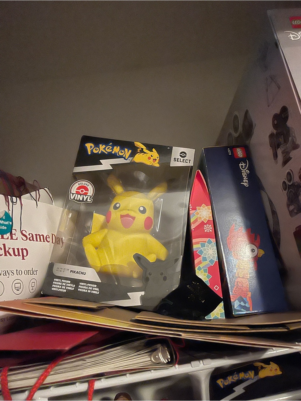 Pokémon Pikachu Yellow Vinyl Figure - Select